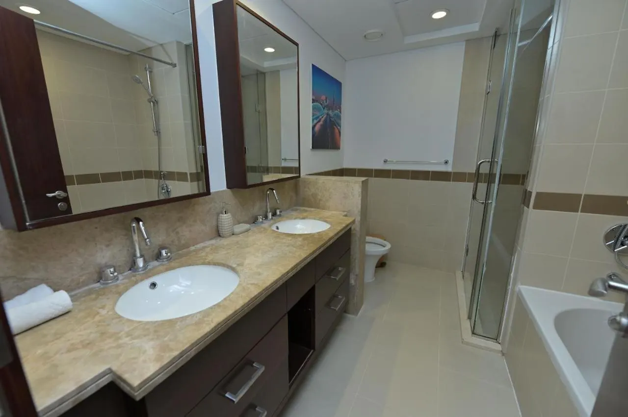דובאי La Vista Holiday Home דירה