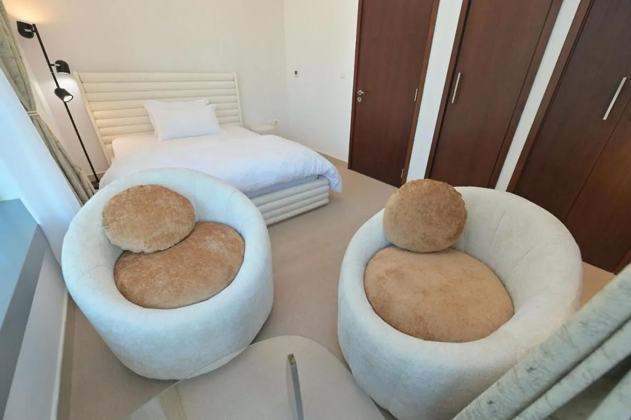 דובאי La Vista Holiday Home 0*,  איחוד האמירויות הערביות