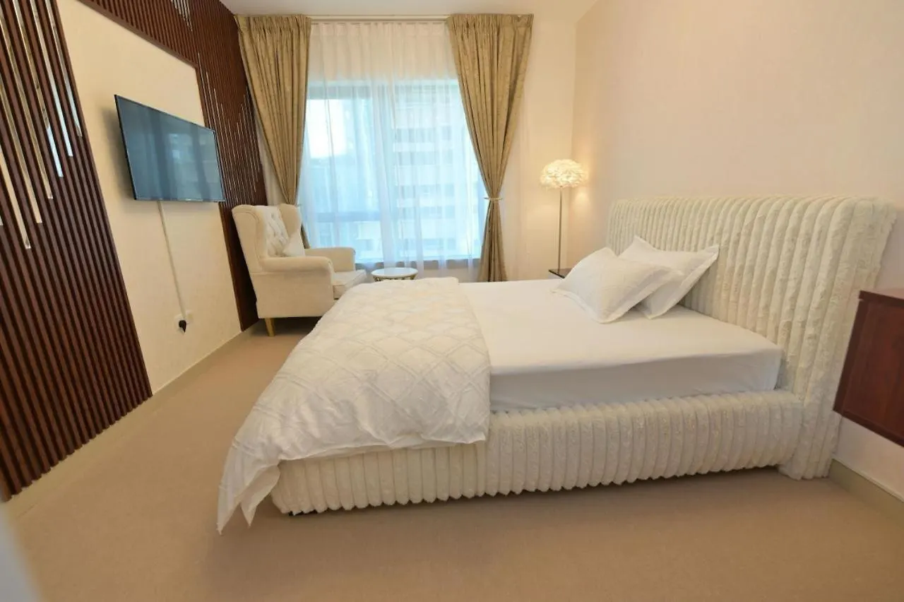 דירה דובאי La Vista Holiday Home